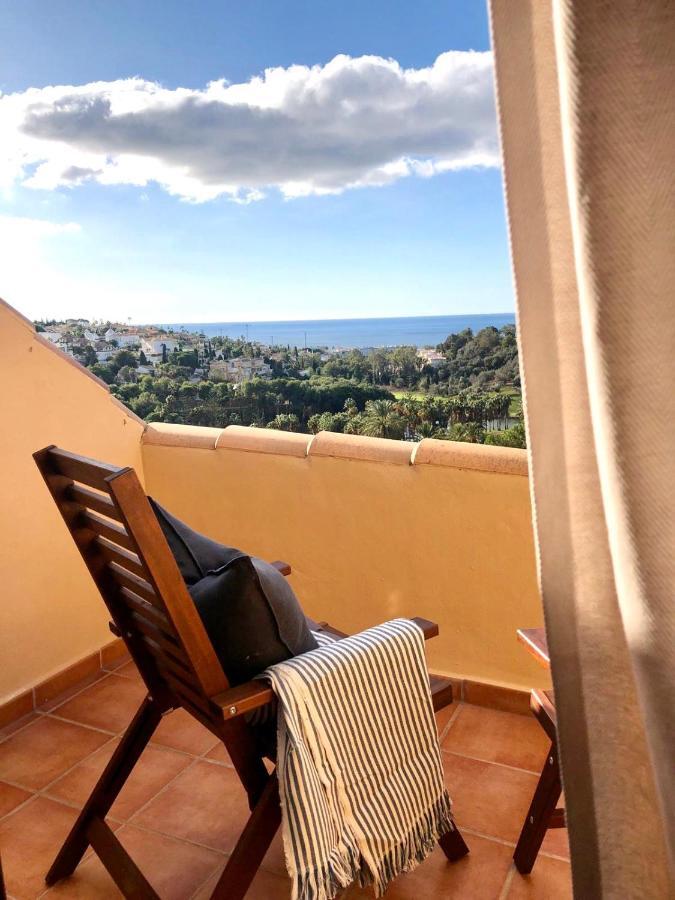 Luxurious Duplex Penthouse With Golf And Sea Views Apartment Беналмадена Екстериор снимка